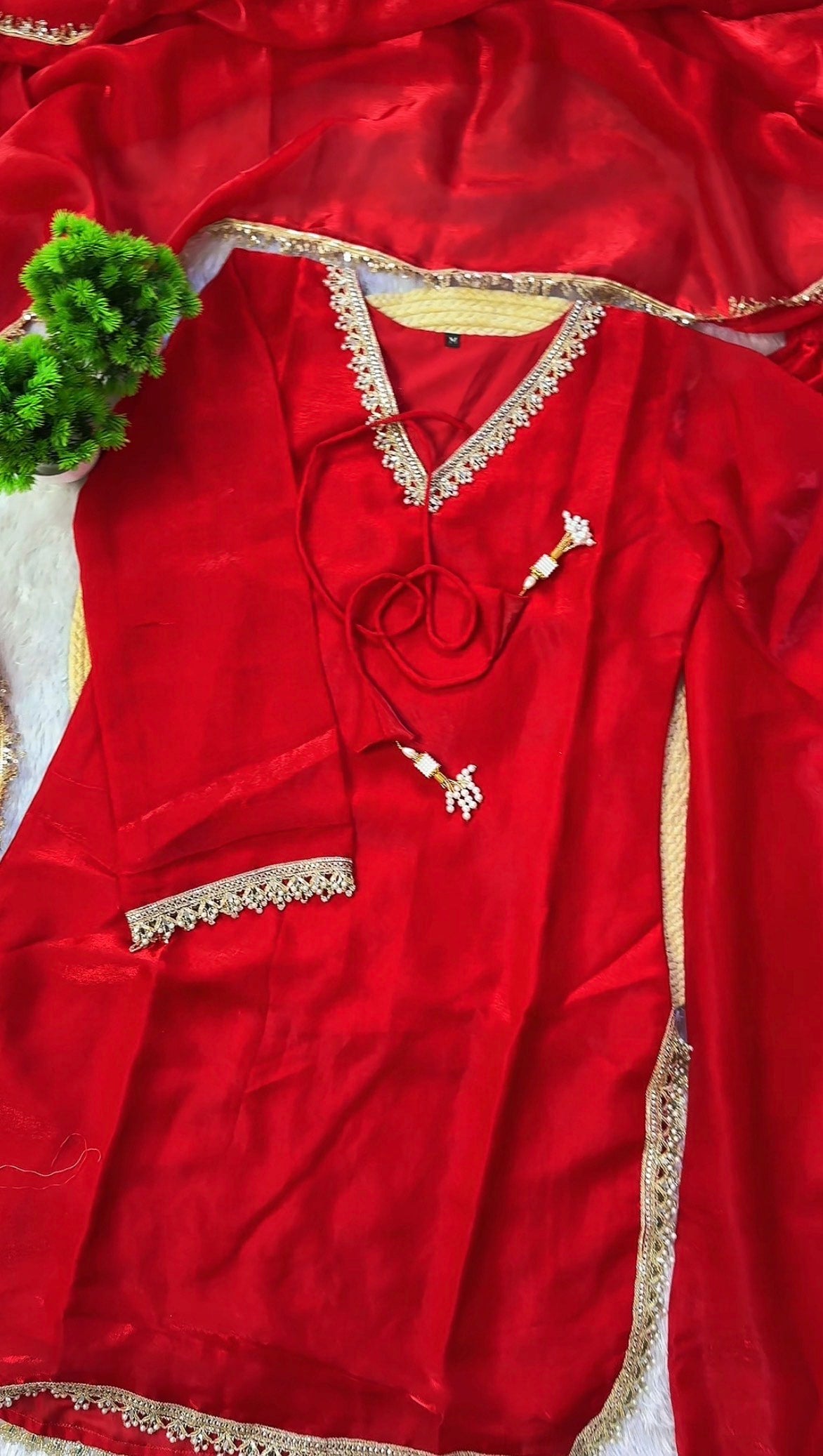 Fendy Satin Silk Farsi Set