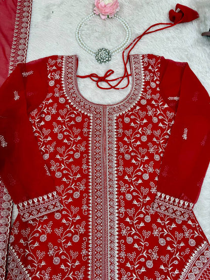 FAUX GEORGETTE EMBROIDERY WITH SEQUIN AND THREAD DETAILING OUTFIT