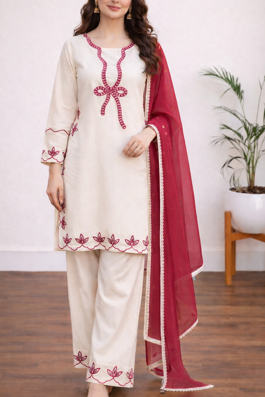 SUMMER SEASON WEAR PAKISTANI SUIT