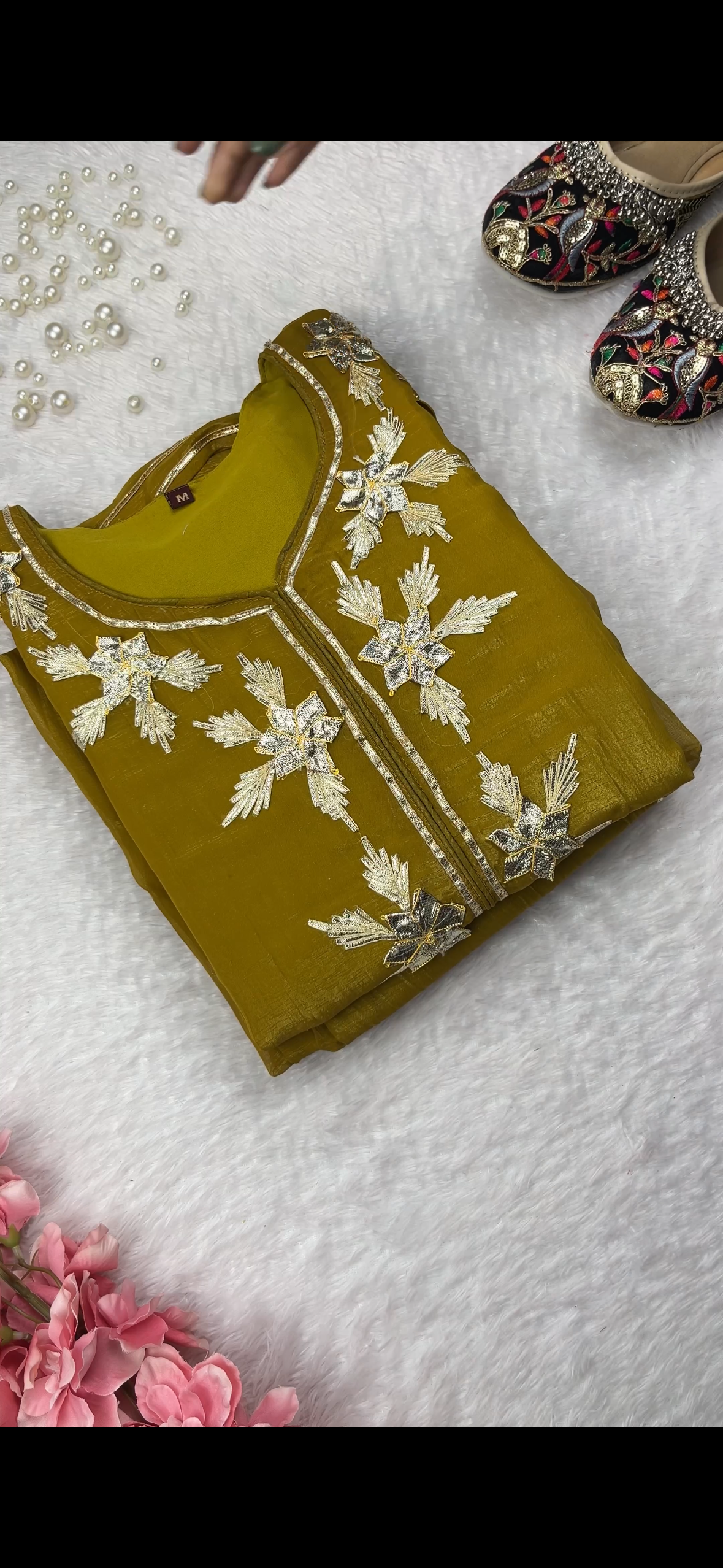 Gotta patti kurta set