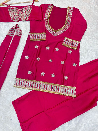 CHINON BUSTIER ZARI AND REAL MIRROR SET