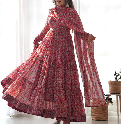 GEORGETTE ANARKALI GOWN WITH 6 MTR FLAIR