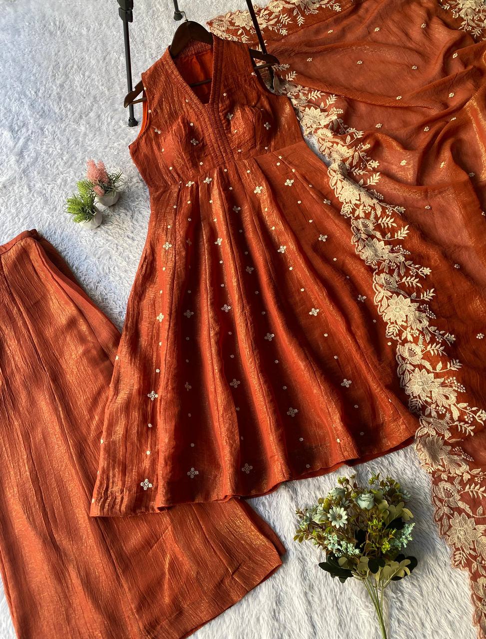 EXCLUSIVE 3-PIECE KURTI WITH FLARED SHARARA