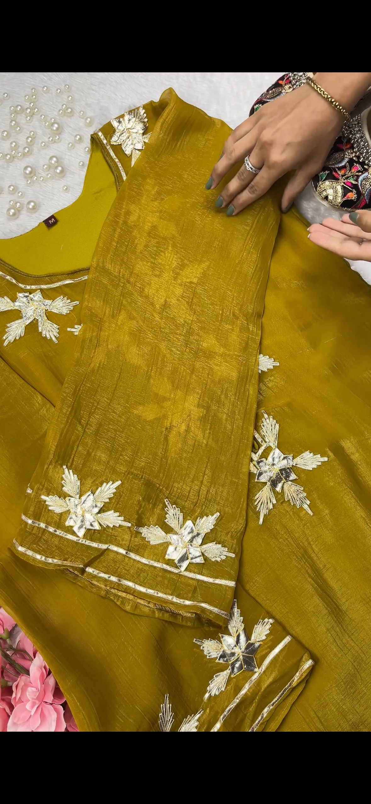 Gotta patti kurta set