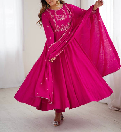PERFECT FOR UPCOMING FESTIVITIES AND WEDDINGS, OFFERING COMFORT AND STYLE