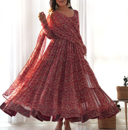 GEORGETTE ANARKALI GOWN WITH 6 MTR FLAIR