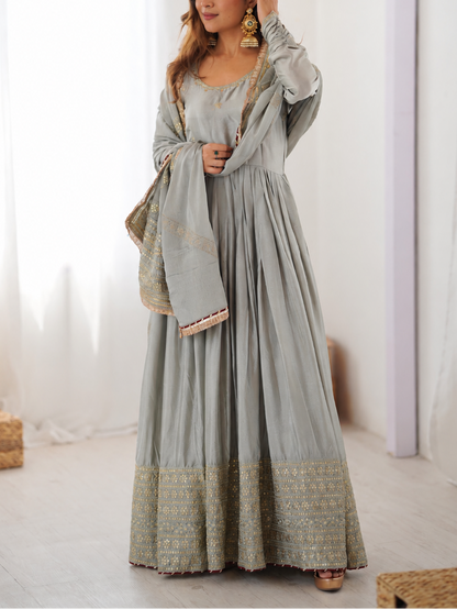 CHINNON HEAVY ANARKALI SUIT SET