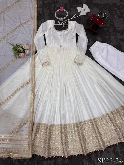 CHINNON HEAVY ANARKALI SUIT SET