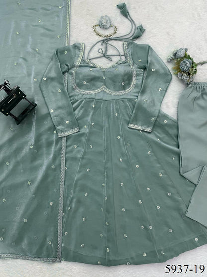 FENDY SILK VIRAL GOWN SET