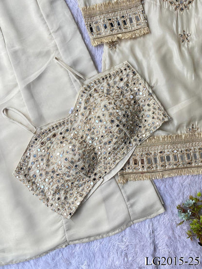 COSMOS 4 PIECE BUSTWEAR SET