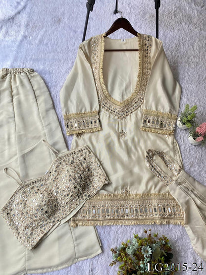 COSMOS 4 PIECE BUSTWEAR SET