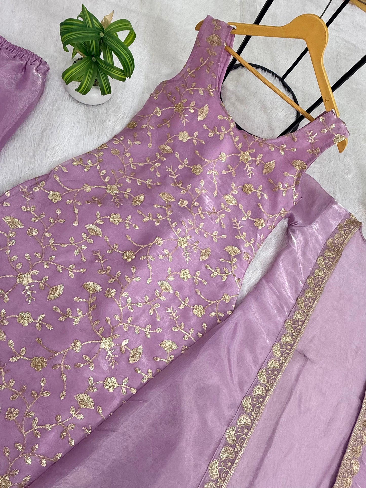 STUNNING JIMY SILK FABRIC KURTI, KOTI & PLAZZO