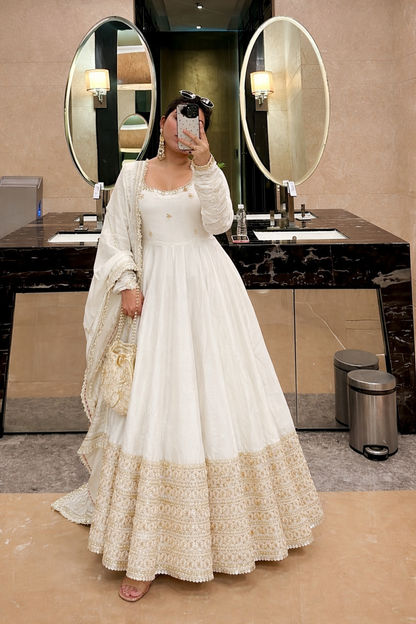 Viral White Anarkali Set